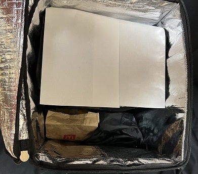 カバン横向き詰め方3