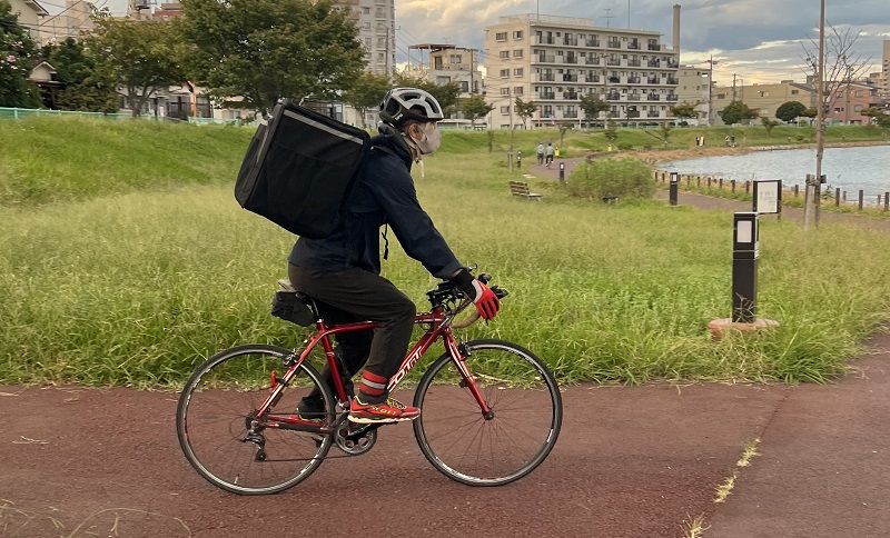 走行中_スポーツバイク_座りver_良い乗り方3